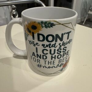Novelty coffee cup #momslife